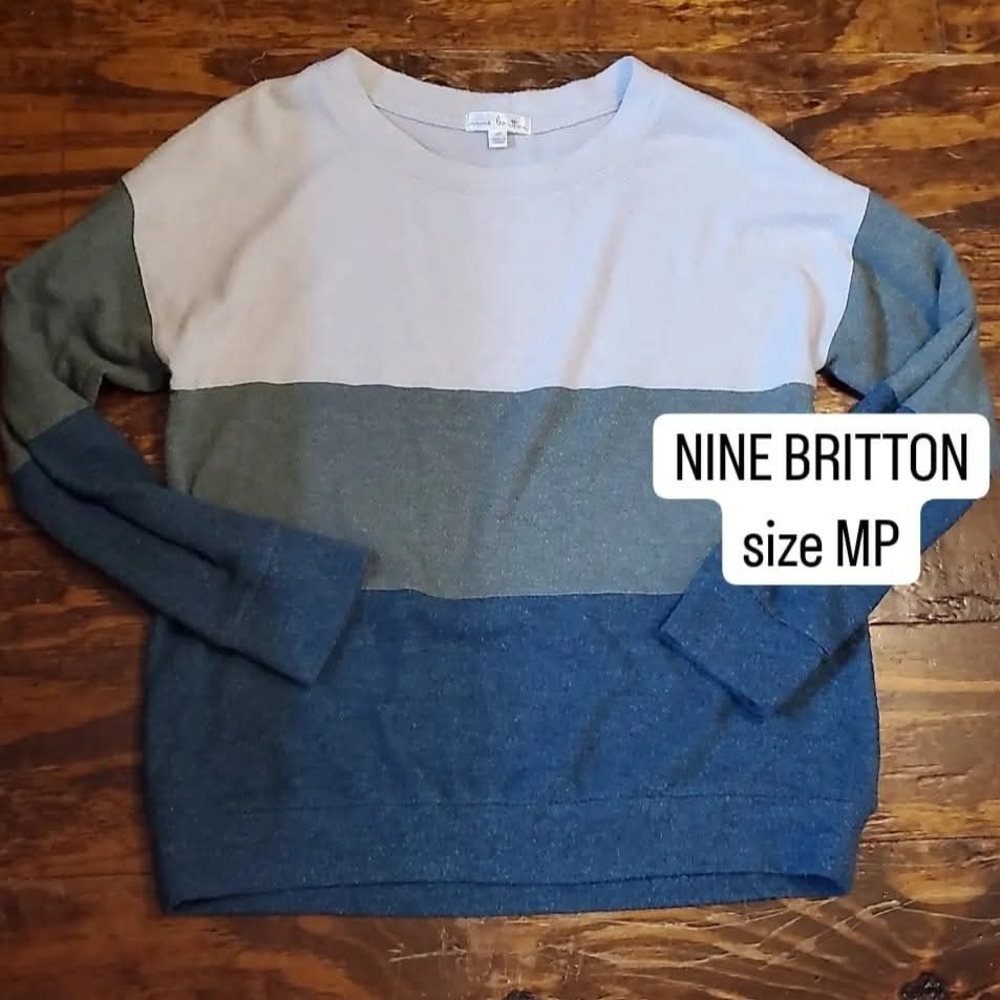 Nine Britton Colorblock Sweater - White, Gray, Blue